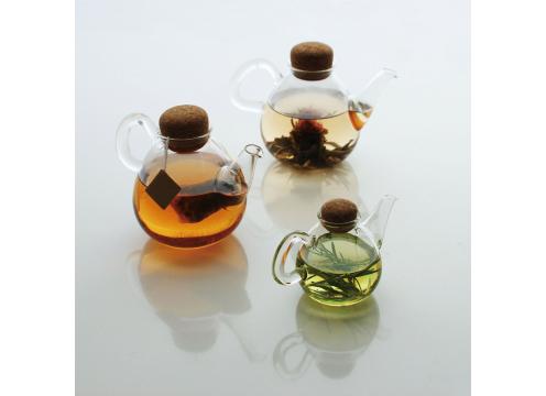 gallery image of Kinto Plum Teapot - 450ml